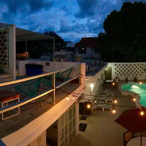 Moloch Hostel&suites Herberg Cancún
